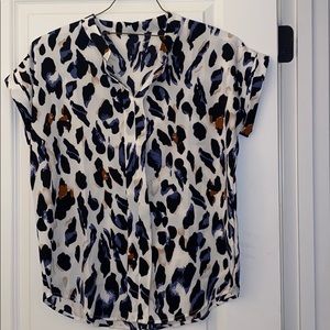 Animal print cheetah short sleeve blouse